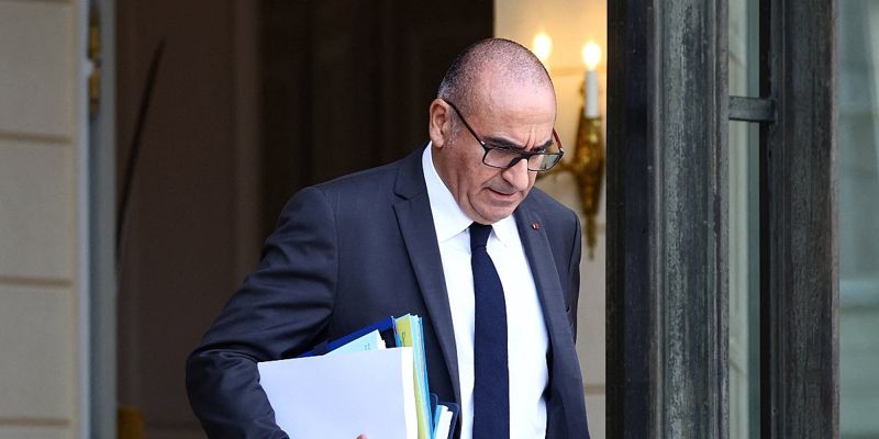 Macron odbio ostavku ministra unutrašnjih poslova nakon eskalacije nasilja na protestima širom Francuske