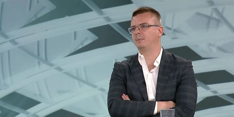 Miloš Parandilović o političkim promjenama u Beogradu: Raspad SNS-a i neizvjesna budućnost vlasti Milorada Dodika