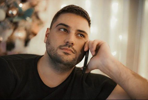 Ljuba Perućica o ljubavnim iskustvima prije braka: Otkrio kako su mu prilazile starije žene