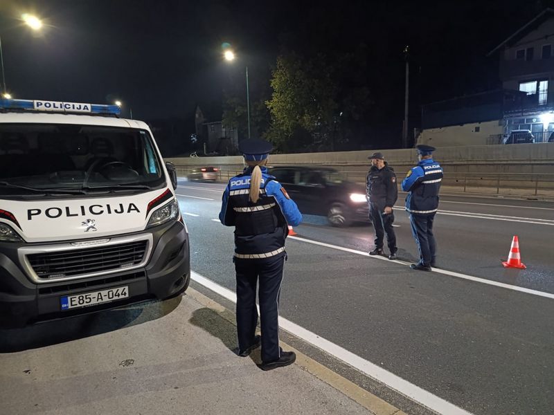 Teške saobraćajne nesreće u Sarajevu: Povrijeđeni pješaci, uhapšen pijani vozač četverocikla