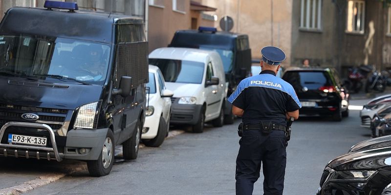 U Sarajevu uhapšen 44-godišnjak osumnjičen za tešku krađu i oštećenje tuđe stvari