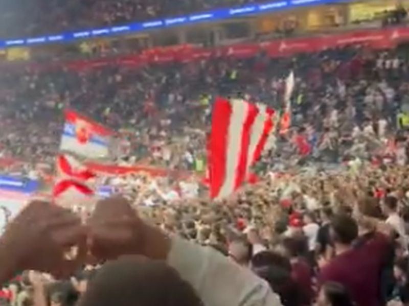 Neočekivane scene u Areni: Navijači Crvene zvezde skandirali protiv urednika Informera