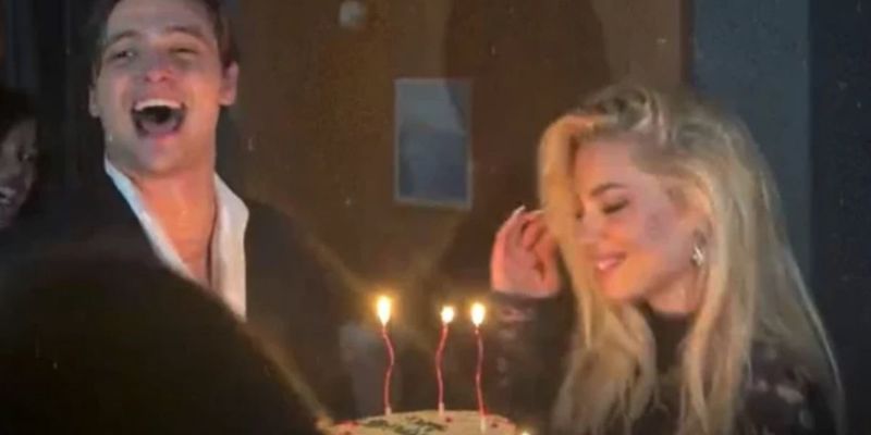 Sara Jo obilježila 33. rođendan uz partnera Alekseja Bjelogrlića koji ju je iznenadio tortom