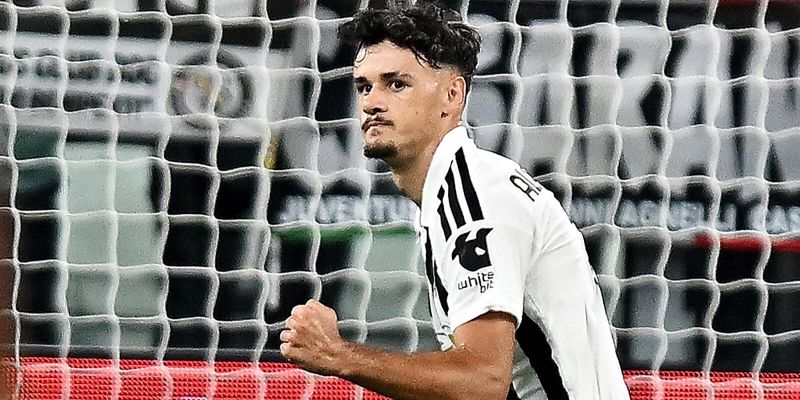 Alajbegović asistencijom spasio Juventus od poraza na gostovanju kod Cagliarija