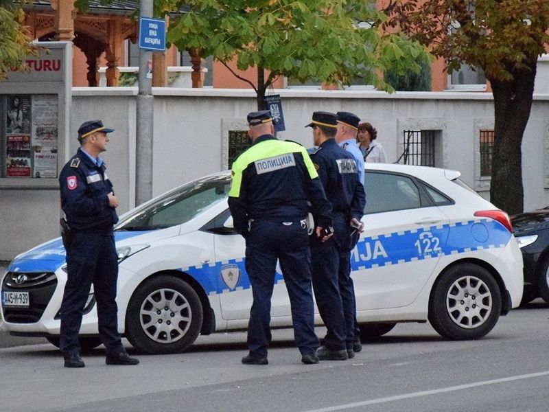 Bijeljina: Uhapšen vozač zbog pokušaja podmićivanja policijskih službenika