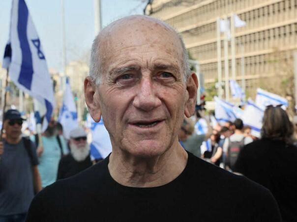 Olmert oštro kritikovao Netanyahua: Nalazi se na pogrešnoj strani historije