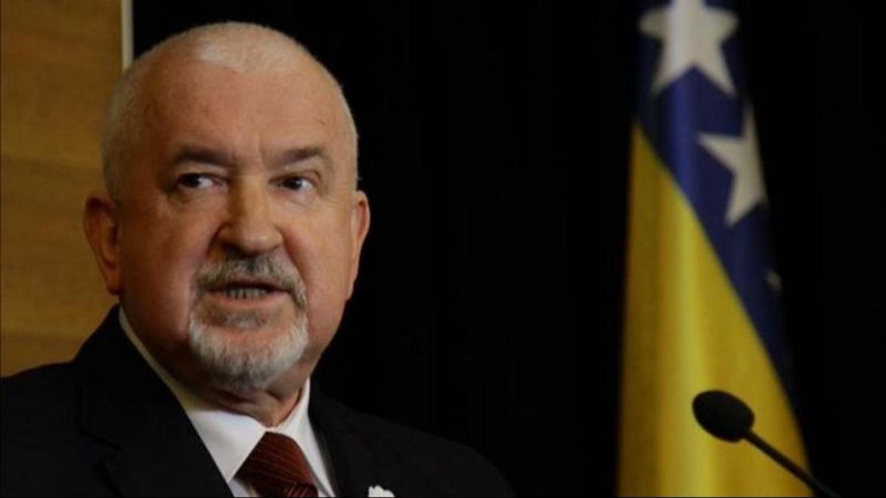 Mustafa ef. Cerić oštro osudio napad na aerodrom u Rijadu