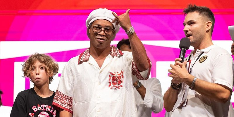Ronaldinho se vraća na teren u dresu Ravenne u lovu na 300. pogodak u karijeri