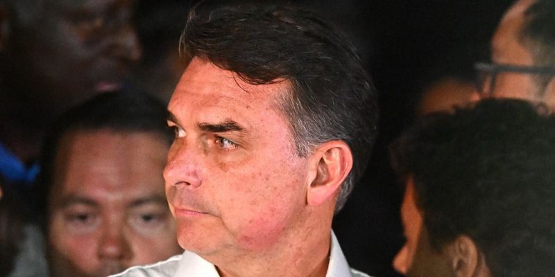 Flavio Bolsonaro povukao zahtjev za poništenje izbora, policija mu oduzela putnu ispravu