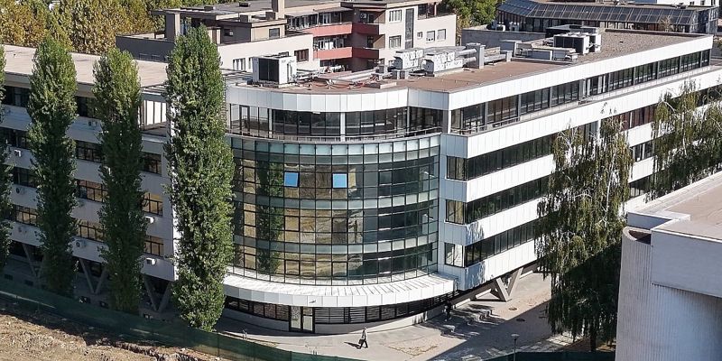 Zenica: Mladić osumnjičen za seriju teških krađa u vjerskim objektima i predškolskim ustanovama