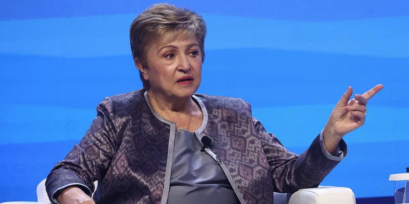 Upozorenja MMF-a i stručnjaka: Razvoj vještačke inteligencije nosi ozbiljne rizike za radna mjesta