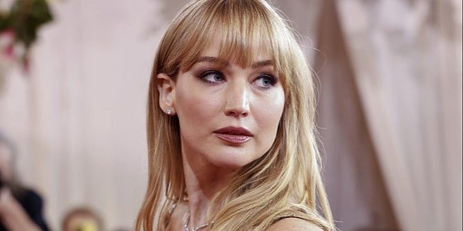 Promjena izgleda Jennifer Lawrence pokrenula rasprave: Stručnjaci procjenjuju moguće estetske korekcije