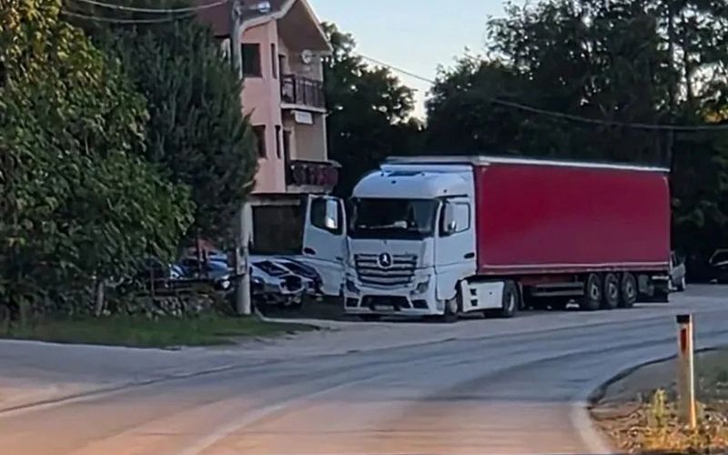 Policijska akcija u Grudama: U teretnom vozilu otkrivena znatna količina marihuane, vozač priveden