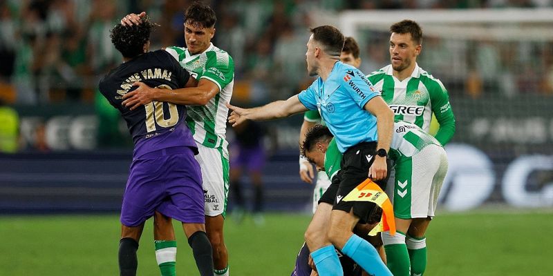 Bernal suspendovan na četiri meča zbog napada na Yamala