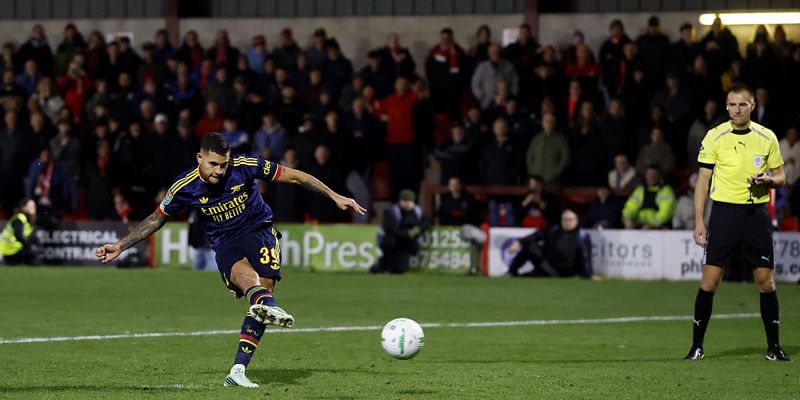 Senzacija u Liga kupu: Četvrtoligaš Fleetwood na penale eliminisao Arsenal