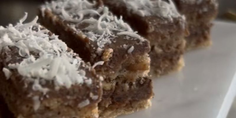 Vindzor kocke s orasima i čokoladom: Recept za kremasti klasik koji oduševljava