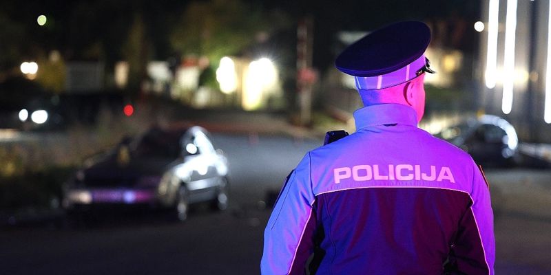 Niz policijskih akcija u Sarajevu: Privedeni osumnjičeni za prevaru, razbojništvo i krađu