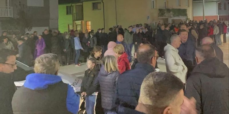 Zagađenje zraka u Kaknju premašilo prag uzbune: Održani protesti građana