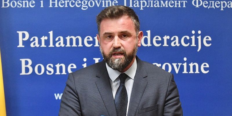 Denis Gratz predložio brisanje krivičnog djela psihičko nasilje iz Krivičnog zakona FBiH