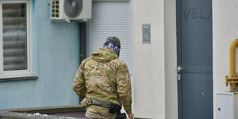Akcija SIPA-e kodnog naziva "Silence": Pretresi na više lokacija i hapšenja carinskih službenika