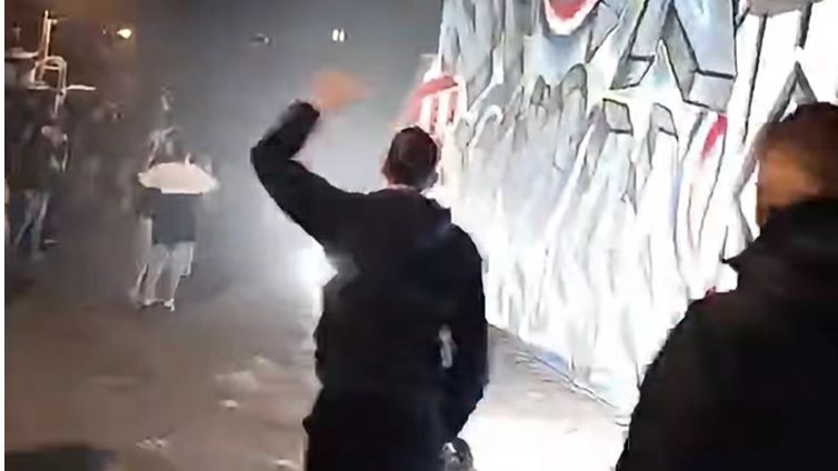 Incident u Rijeci: Tokom otkrivanja navijačkog murala puštena pjesma koja veliča ustaške zločine