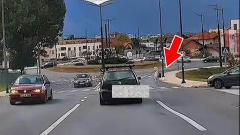 Sarajevski instruktor vožnje upozorava na opasnosti na pješačkom prijelazu