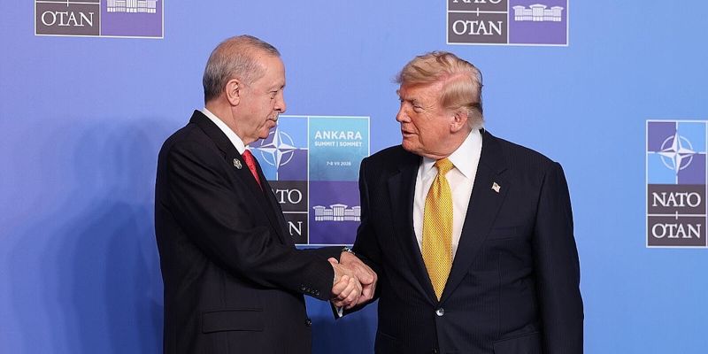 Trump i Erdogan razgovarali dva puta u jednom danu tokom samita turkijskih zemalja