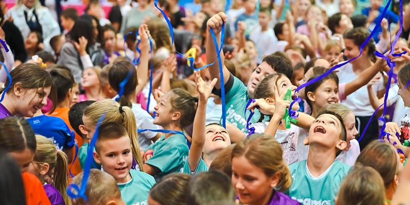 Obilježavanje Dječije nedjelje u šest gradova FBiH: Karavan prijateljstva i sporta nastavlja svoj put