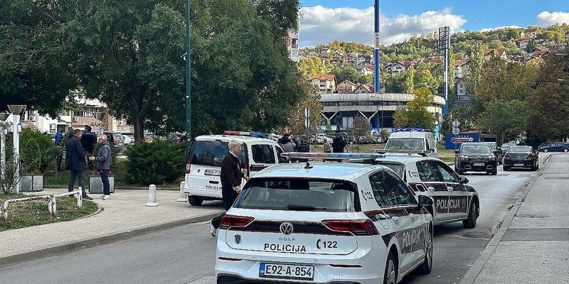 Nesreća prilikom sječe šume u okolini Ilijaša: Tridesettrogodišnjak podlegao povredama na putu do bolnice