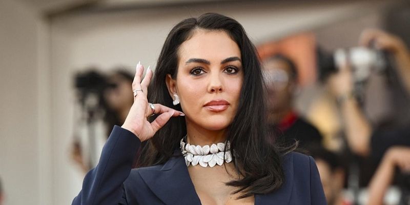 Georgina Rodriguez zablistala u jesenjoj kampanji za Calzedoniju