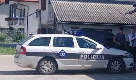 Maglaj: Šesnaestogodišnjak osumnjičen za krađu novca, nakita i parfema iz privatne kuće