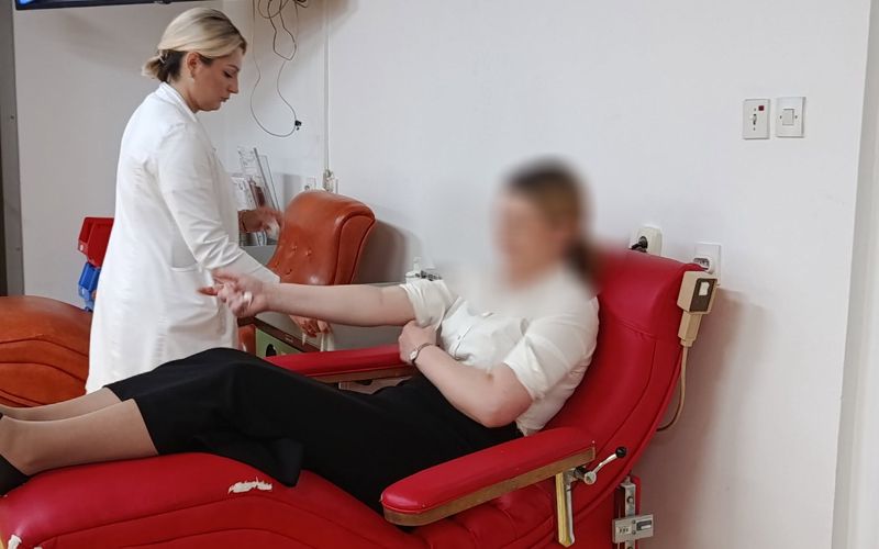 Prikupljene neophodne doze krvi za povrijeđenu osobu, apel građanima da nastave sa doniranjem