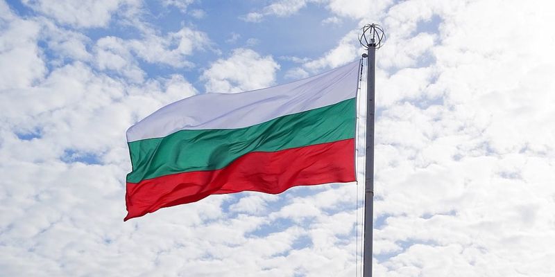 Predsjednički izbori u Bugarskoj: Aktuelna predsjednica i nekadašnji premijer u utrci za mandat
