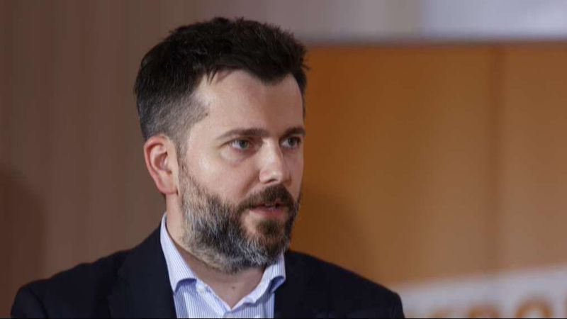DF još bez konačne odluke o ministarskim pozicijama u Kantonu Sarajevo, ističe Zuhrić