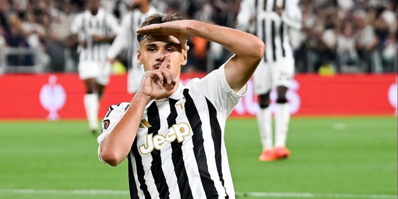 Juventus hvali Alajbegovića, dok navijači traže veću minutažu od Spallettija