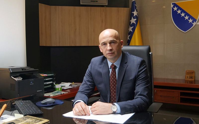 Pivić uputio oštre kritike Kasumoviću zbog stanja sa grijanjem u Zenici