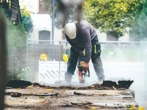 Njemačka uvodi strože uslove za strane radnike i razmatra produženje radnog dana