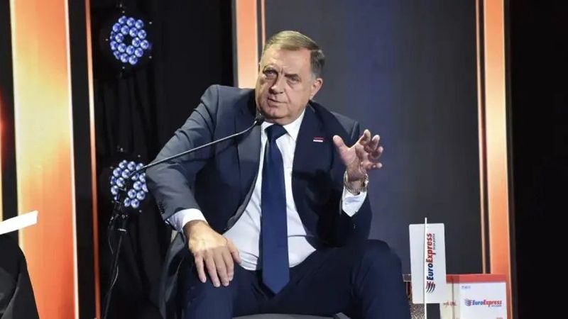 Dodik: Neophodno je pružiti podršku legalno izabranom rukovodstvu Srbije