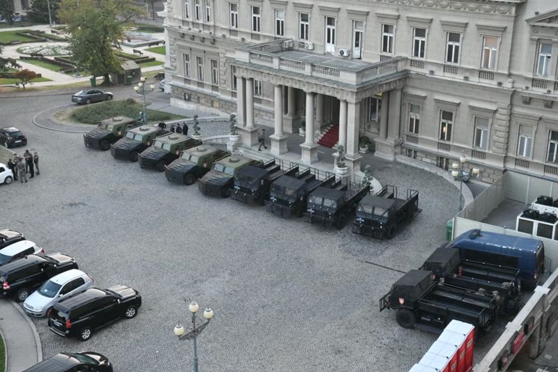 Pojačano prisustvo policije u centru Beograda: Žandarmerija raspoređena kod Skupštine i Starog dvora