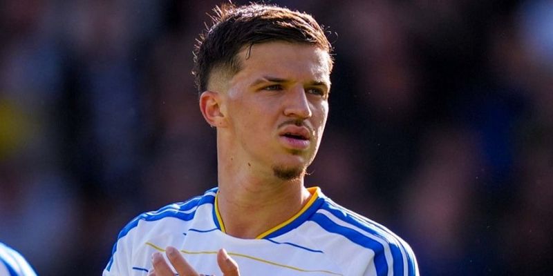 Inter i Bayern pokazali interes za Muharemovića: Poznato pod kojim uslovima bi ga Leeds pustio