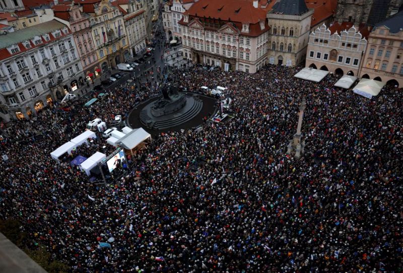 Masovni protesti u Češkoj zbog najavljene reforme finansiranja javnih medija