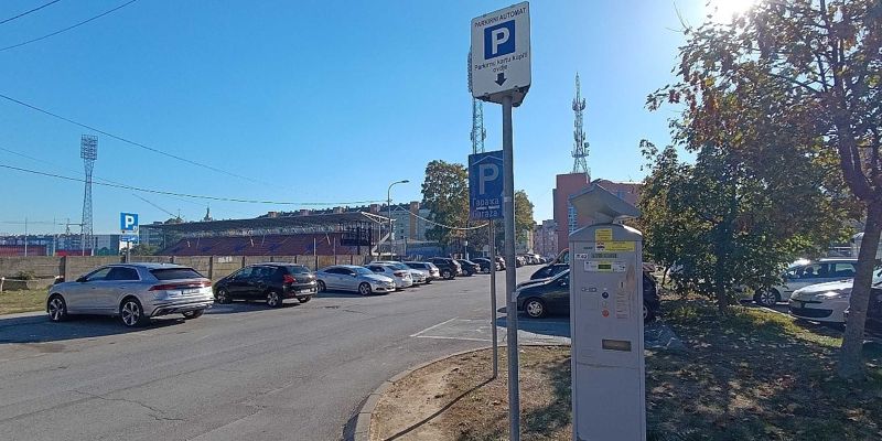 Banja Luka proširila zone naplate parkinga na novih 38 ulica: Građani zabrinuti, upitna i ustavnost odluke