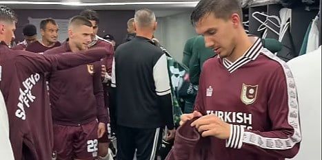 Beganović uoči derbija motivisao saigrače u svlačionici: Pozvao na zajedništvo i borbu za vjerne navijače