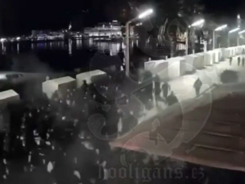 Nadzorne kamere zabilježile nerede na splitskoj Rivi: Policija spriječila masovni okršaj navijača Hajduka i Ajaxa