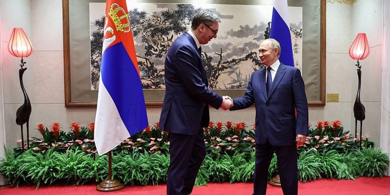 Vučić uoči izbora poručio Putinu da neće bježati u Moskvu u slučaju poraza