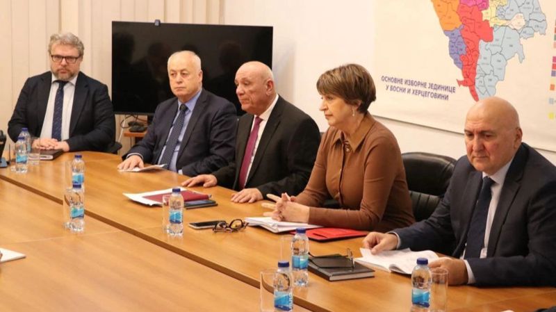 CIK BiH naredio ponovno elektronsko i ručno brojanje glasova za biračko mjesto u Bijeljini