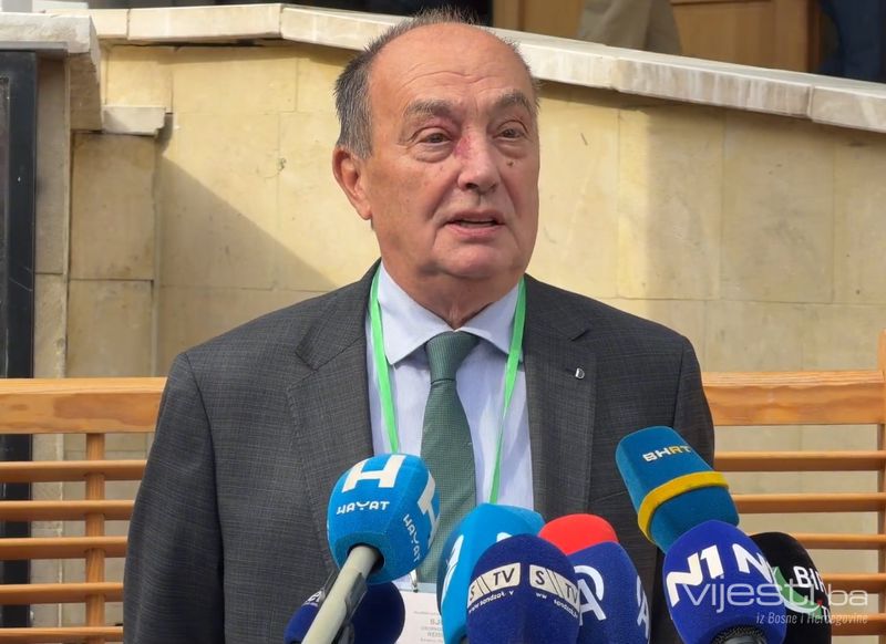 Bičakčić pojasnio detalje izbora novog reisul-uleme: Glasa 398 članova Izbornog tijela