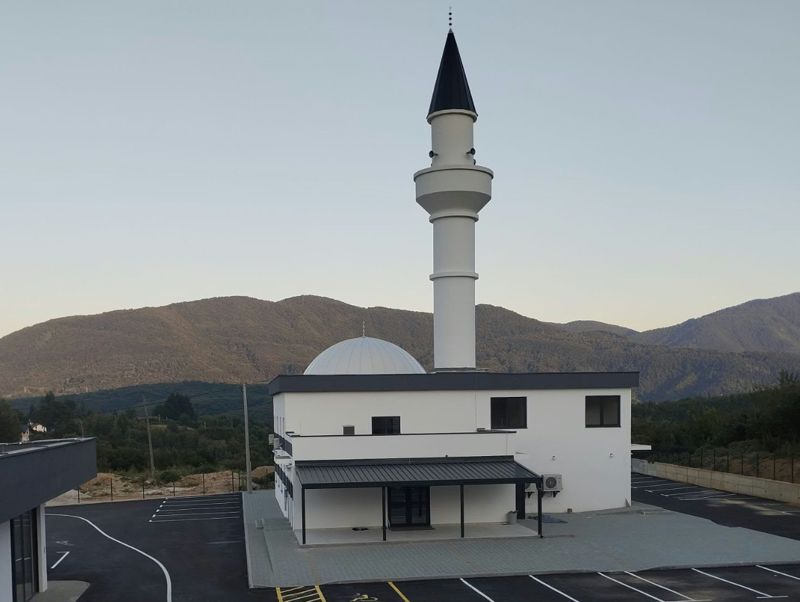 Svečano otvorenje džamije Ayal Zayed u Miševićima kod Hadžića zakazano za subotu