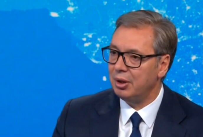 Vučić upozorava na opasnost od globalnog sukoba zbog ubrzanog naoružavanja u Evropi