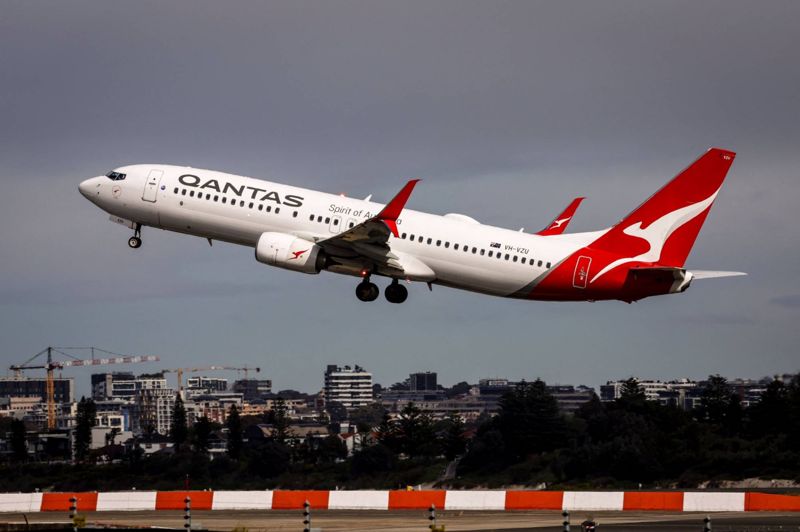 Let iz Rima za Perth otkazan zbog stjenica u avionu